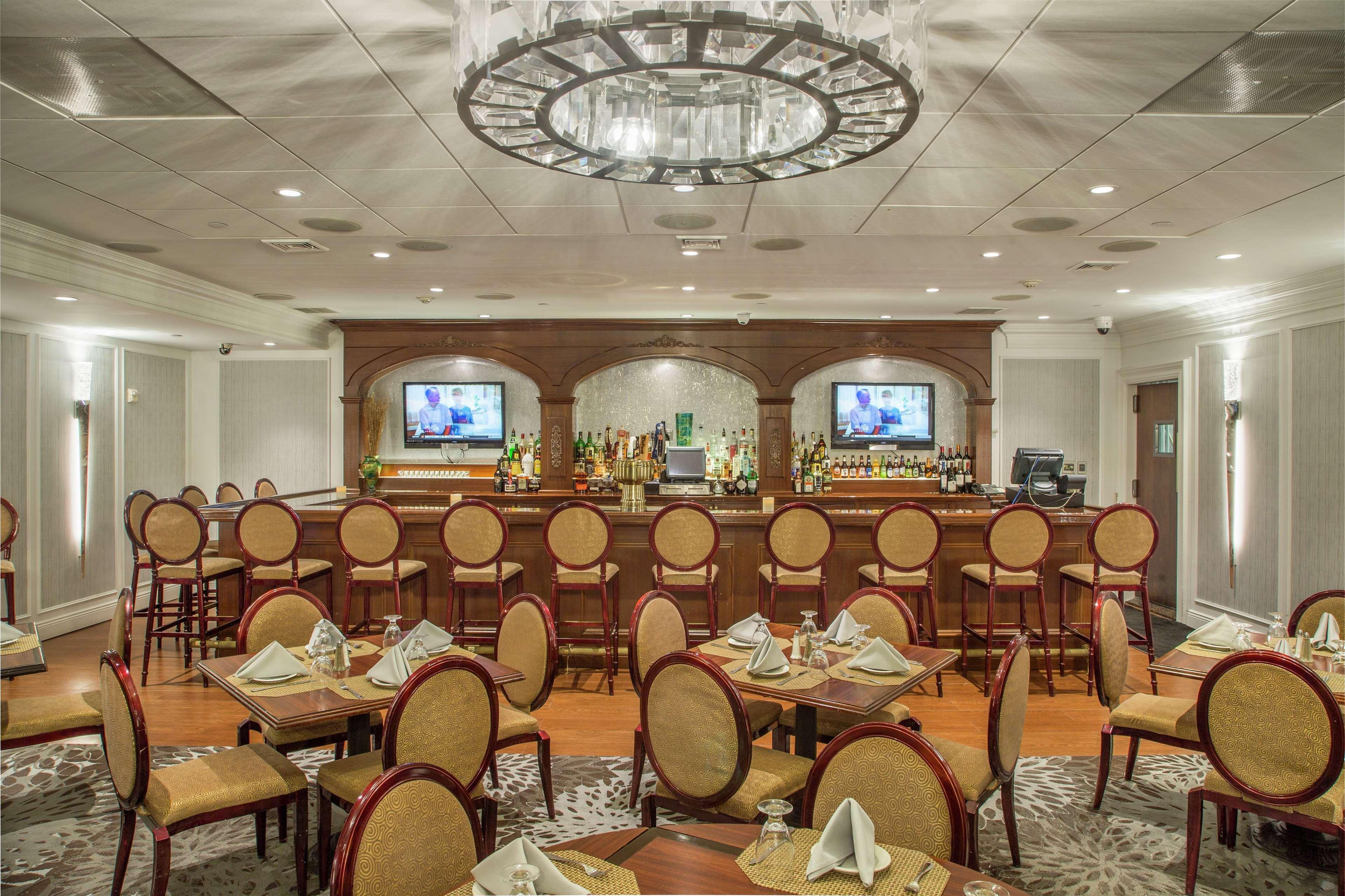 Doubletree By Hilton Nanuet Hotel Buitenkant foto