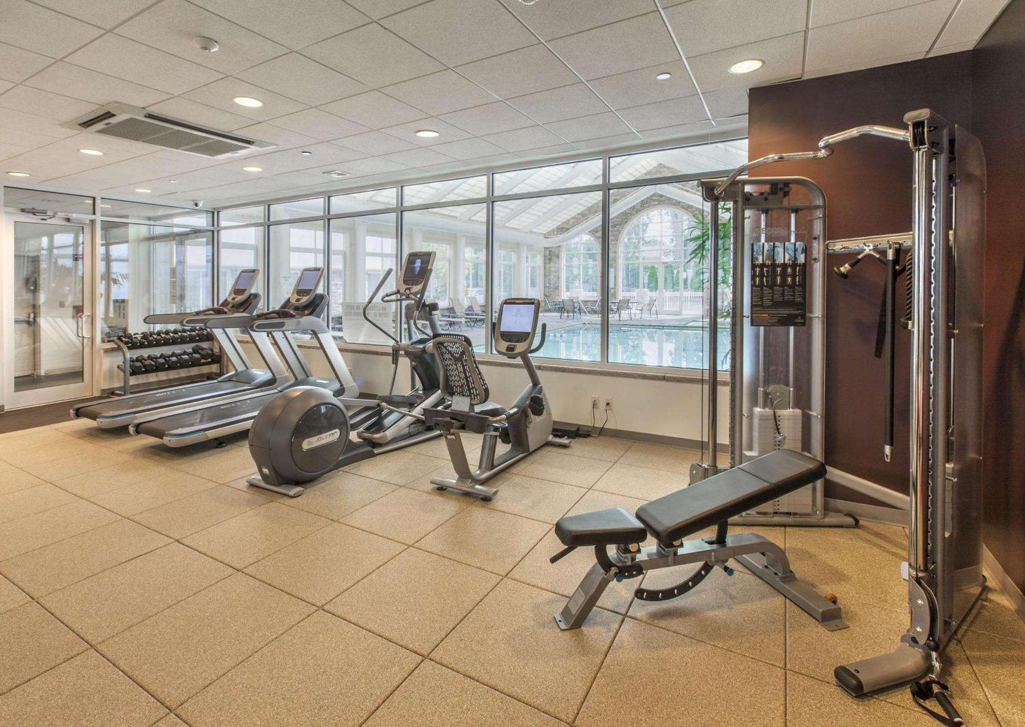 Doubletree By Hilton Nanuet Hotel Buitenkant foto
